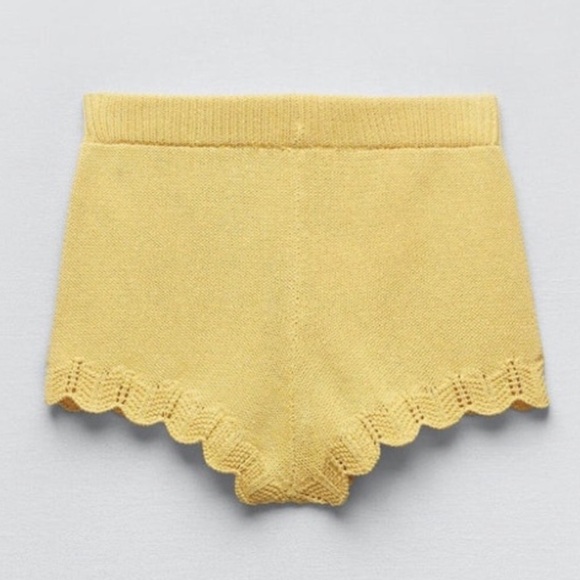 ZARA YELLOW Butter Scalloped Crochet KNIT SHORTS Women’s S Boho Festival Spring - Picture 5 of 15